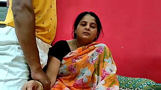 tamil aunty sleeping sex videos with saree