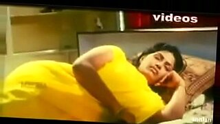 real mom son sex in home in hindi dubbing