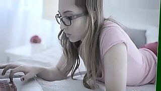 girl scout jerks off a naked boy and makes him cum