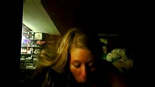 naughty hungry hooker sucks dick