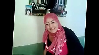 arabic muslime hijab girl fucking doggystyle
