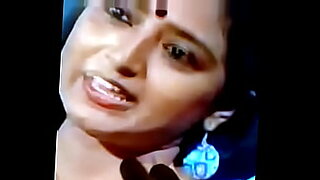 dirty talking while indian girl in hindi audio