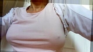 hot sexy indian girl removing bra