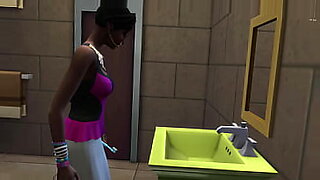 hot sex in bathroom son and mom