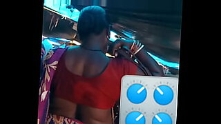 indian bengali aunty saree blouse strip