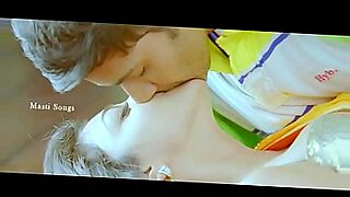 kissing and fucking sonali bendre