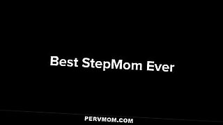 mom and son bed roomsex