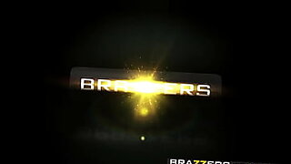 brazzers full video mom sonoo