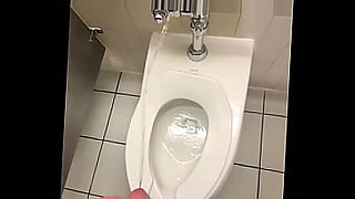 senior pissing