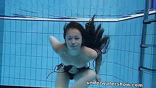 keisha grey in bikini at swimming pool