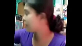 tamil girls navel show in public videos