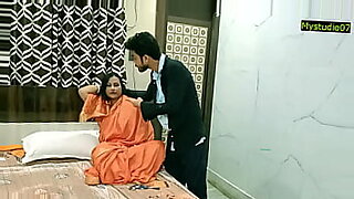 indian lady saree feeding milk boobs men